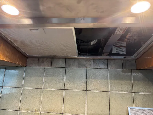 REMOVABLE &amp; WASHABLE METAL FILTER