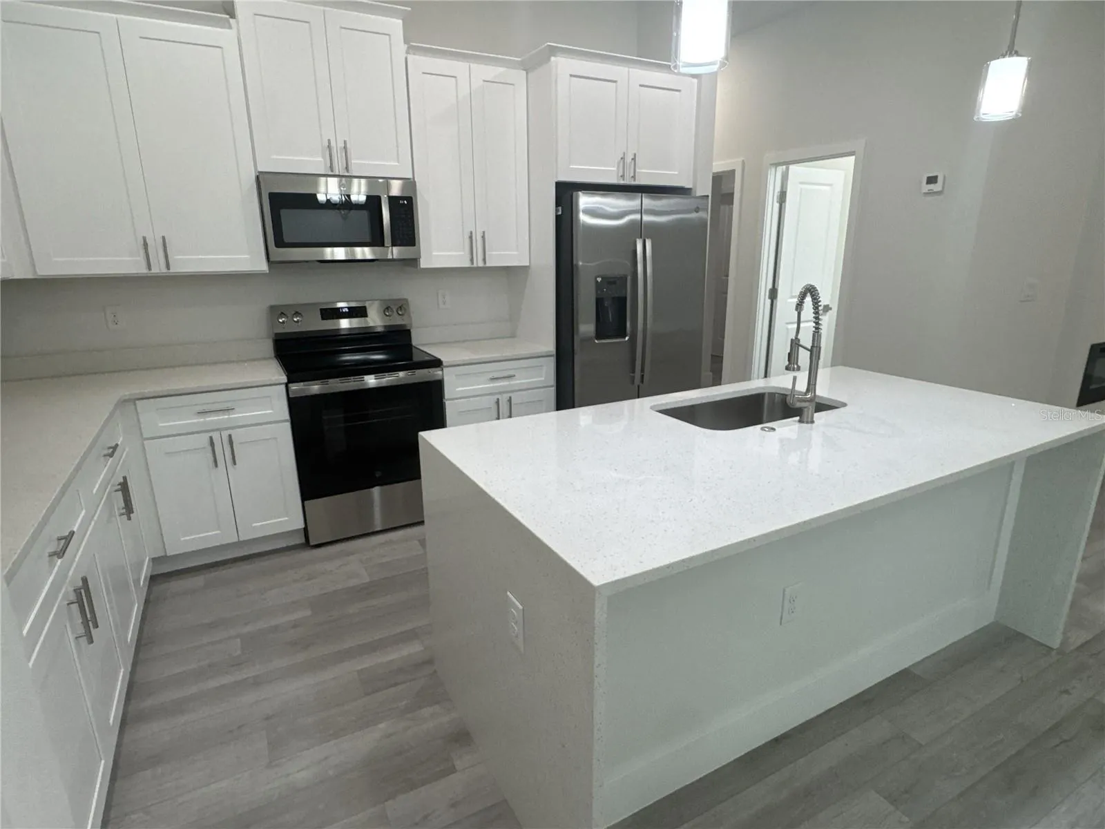 Kitchen - view 2