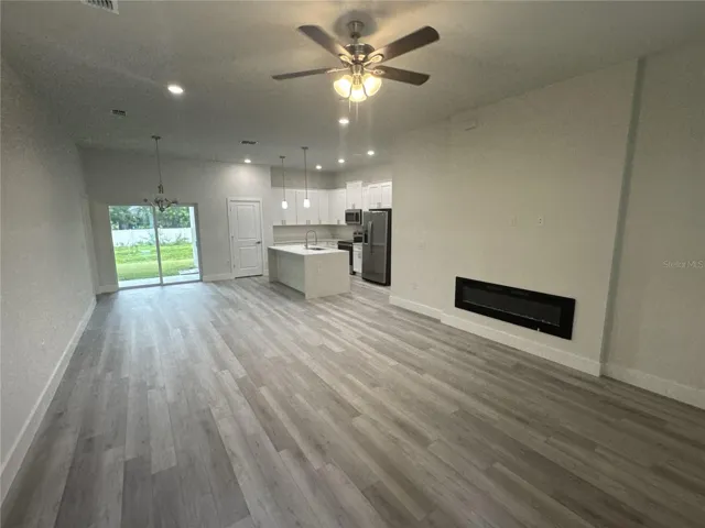 Livingroom view to Kitchen