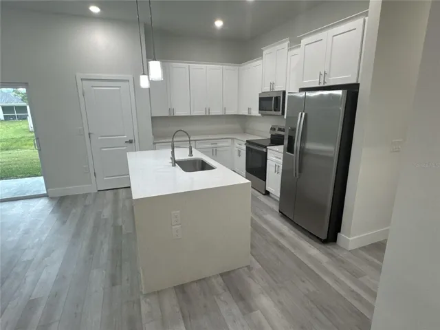 Kitchen - view 1