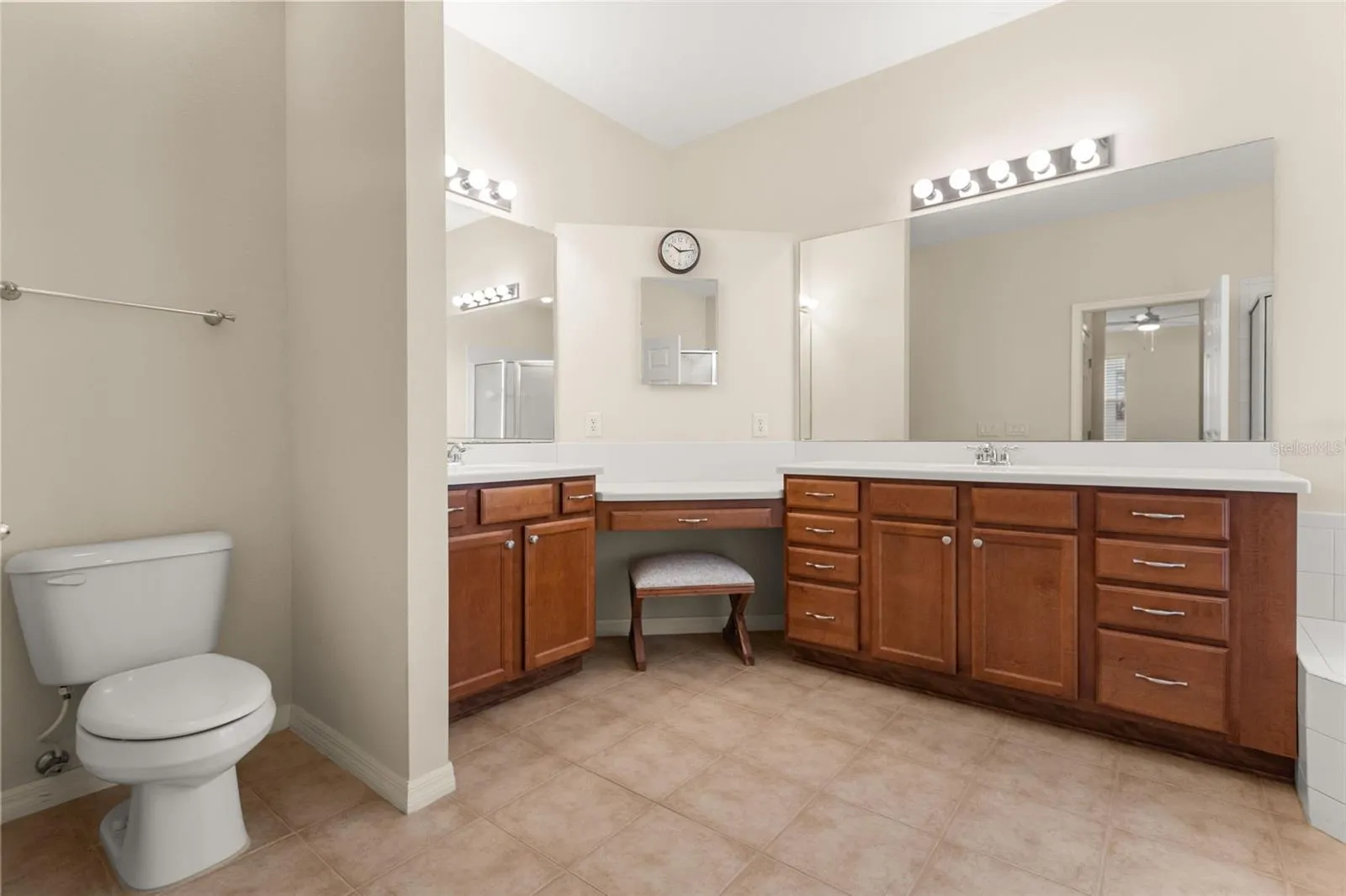 Primary Bathroom with Dual Vanity and Ample Storage