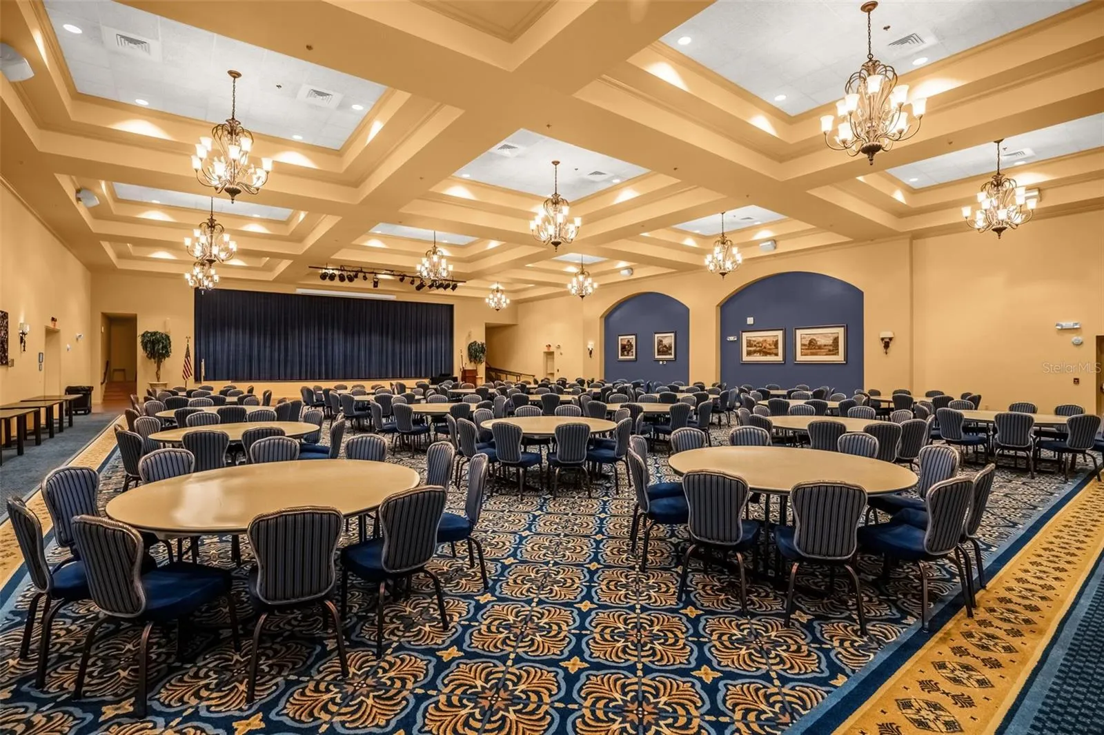 Fairfax Hall-Spacious Community Ballroom &amp; Event Center