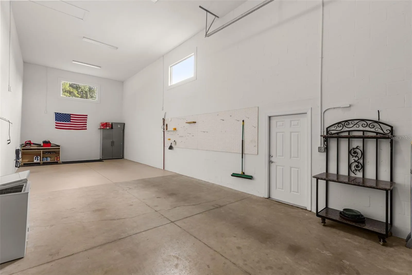 Oversized RV Garage with High Ceilings