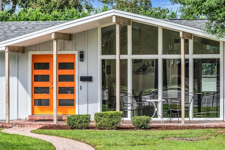 Quintessential College Park Mid-Century Modern