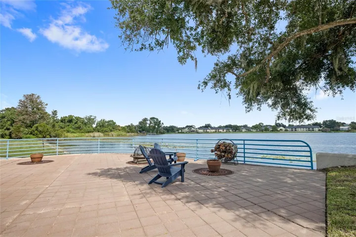 Fire Pit Lounge