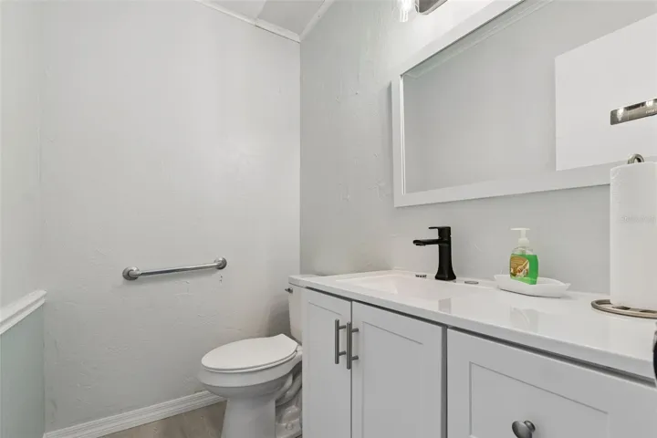Clubhouse bathroom (1 of 2)