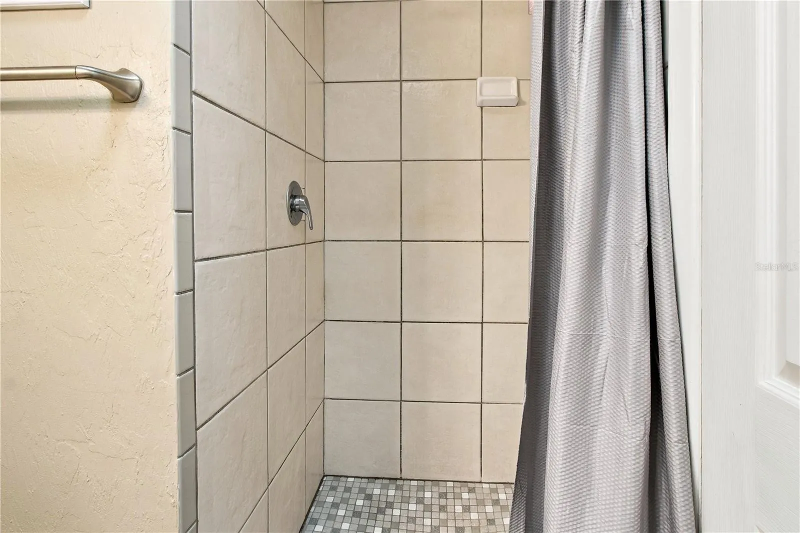 Primary shower