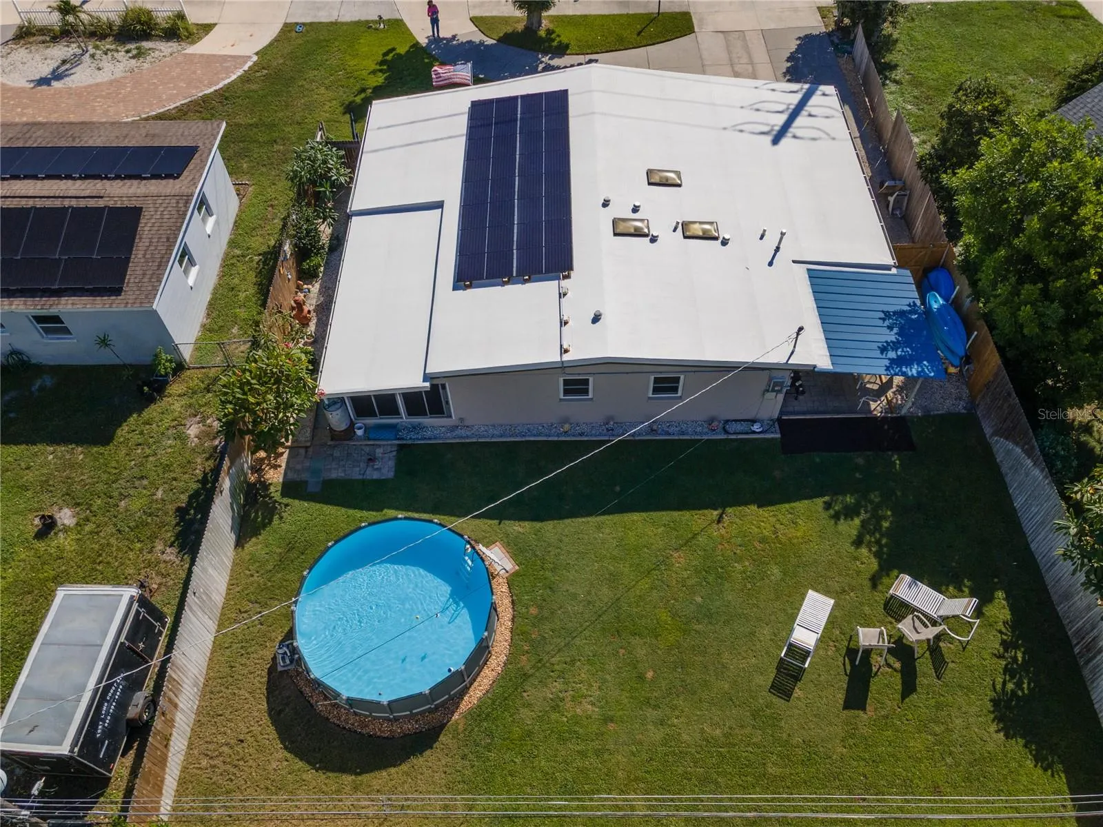 New solar panels with transferrable warrenty