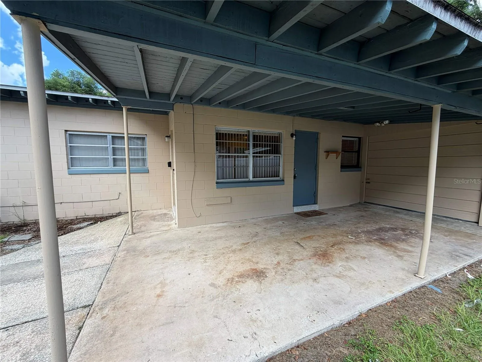 Front Exterior and Carport