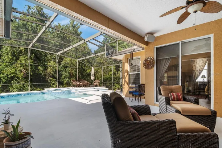 Private Lot with Newly Resurfaced Pool &amp; Hot Tub heated by dedicated propane Gas tank