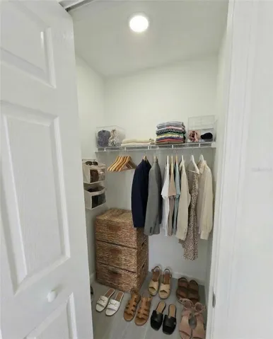 Walk-in closet