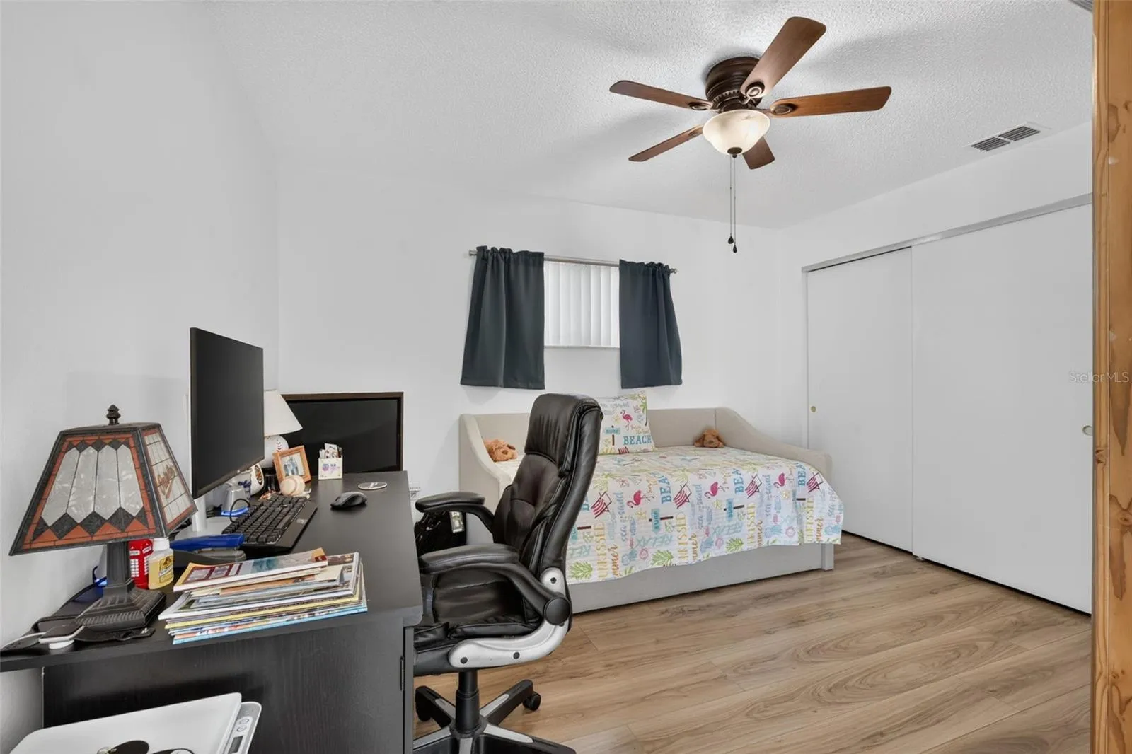 Guest bedroom