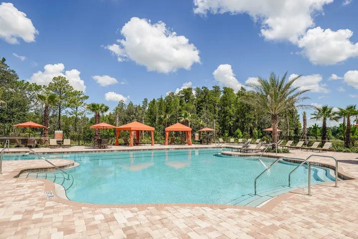 Community pool