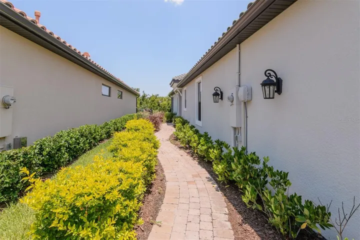 side yard