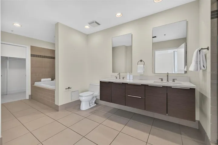 Primary Suite Bath