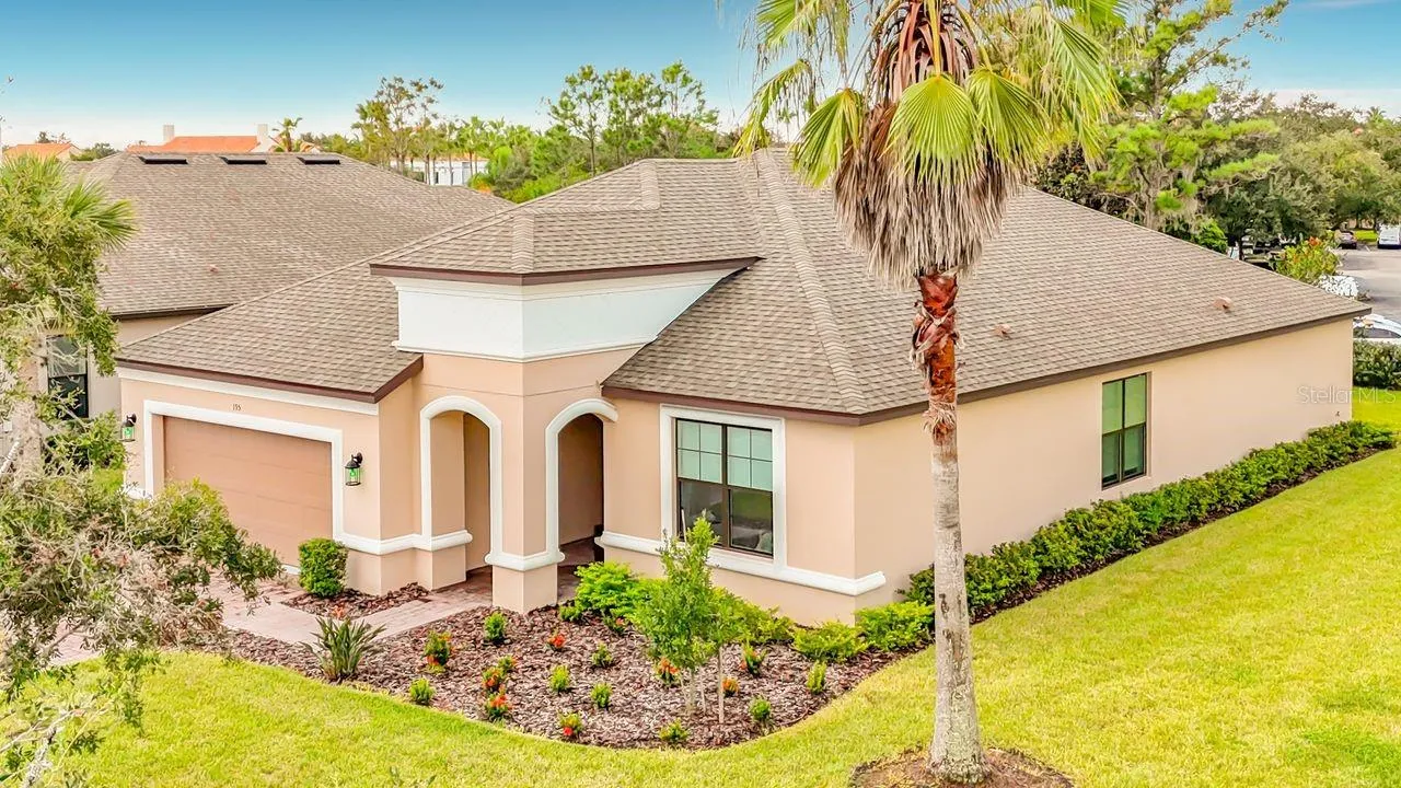 195 Casavista Drive