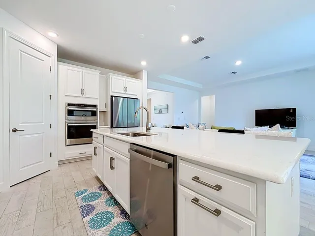 Upgraded Cabinetry and Quartz Counters, McAllister SS Sink with Single Handle Faucet