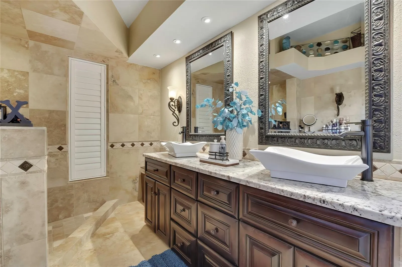 Dual sinks and wood cabinets