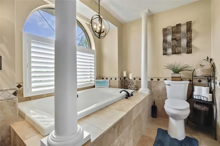 Jetted tub, soak your cares away!