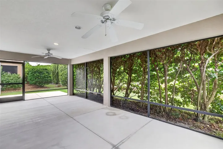 Lanai with Mature PRIVACY Landscaping