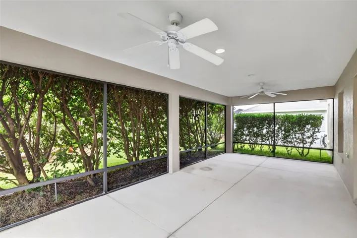 Lanai with Mature PRIVACY Landscaping