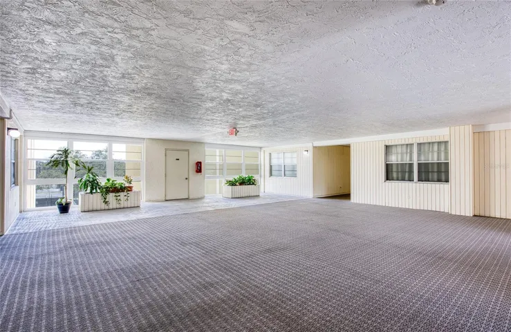 lobby 4th floor