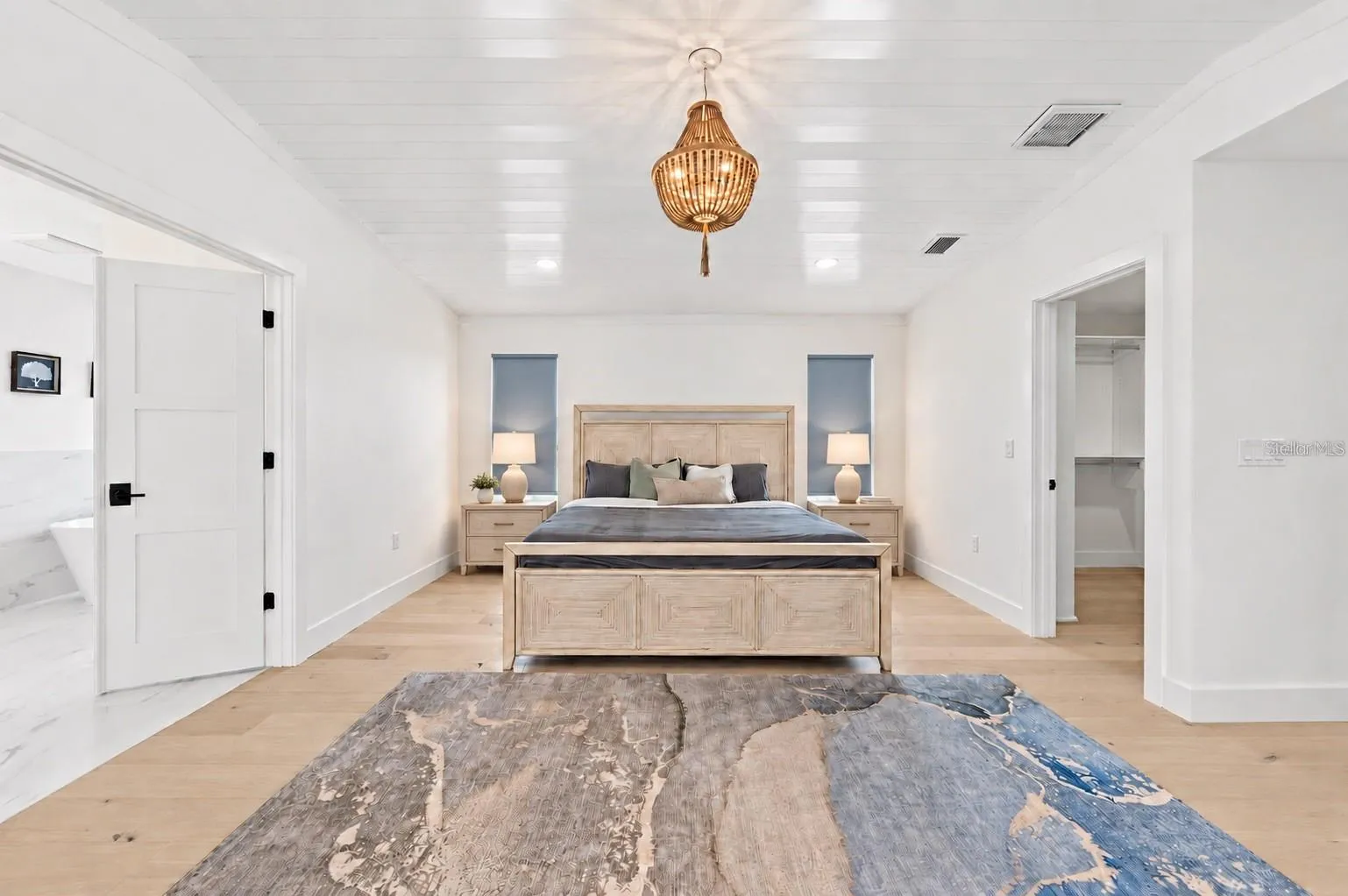 Primary suite