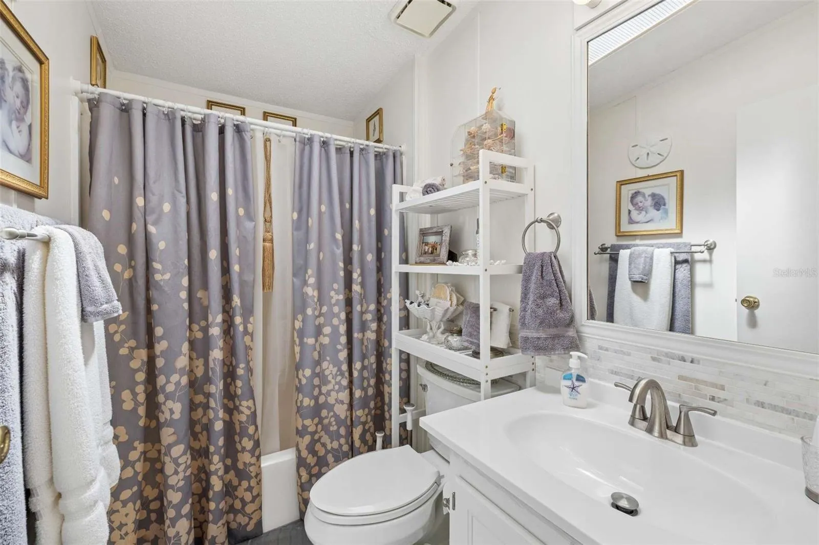 Second bathroom