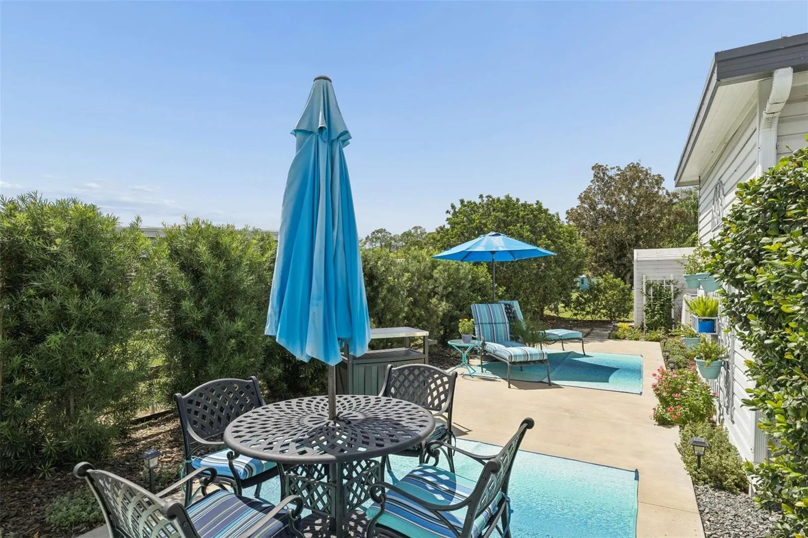 Private patio
