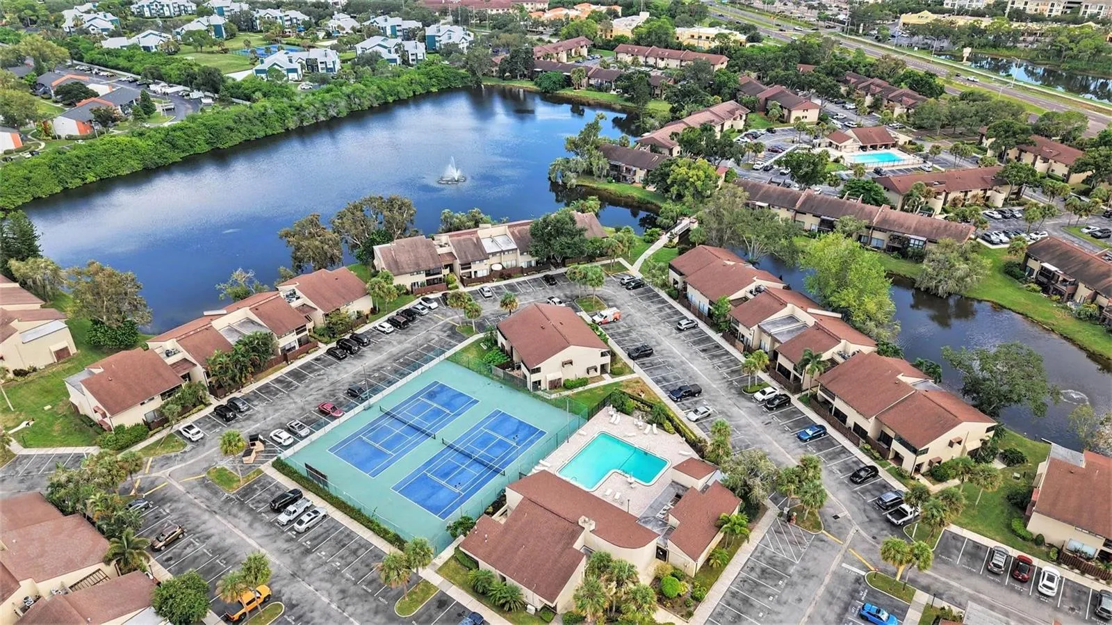 825 South Village Drive N #102, St Pete FL 33716