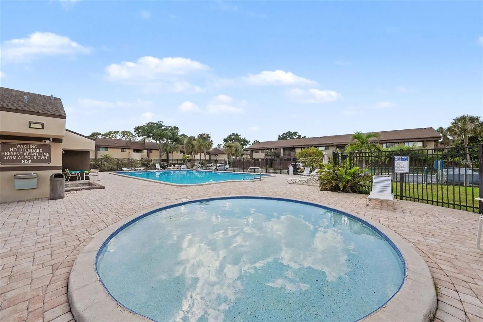 825 South Village Drive N #102, St Pete FL 33716