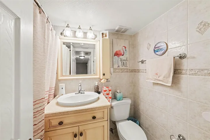 825 South Village Drive N #102, St Pete FL 33716