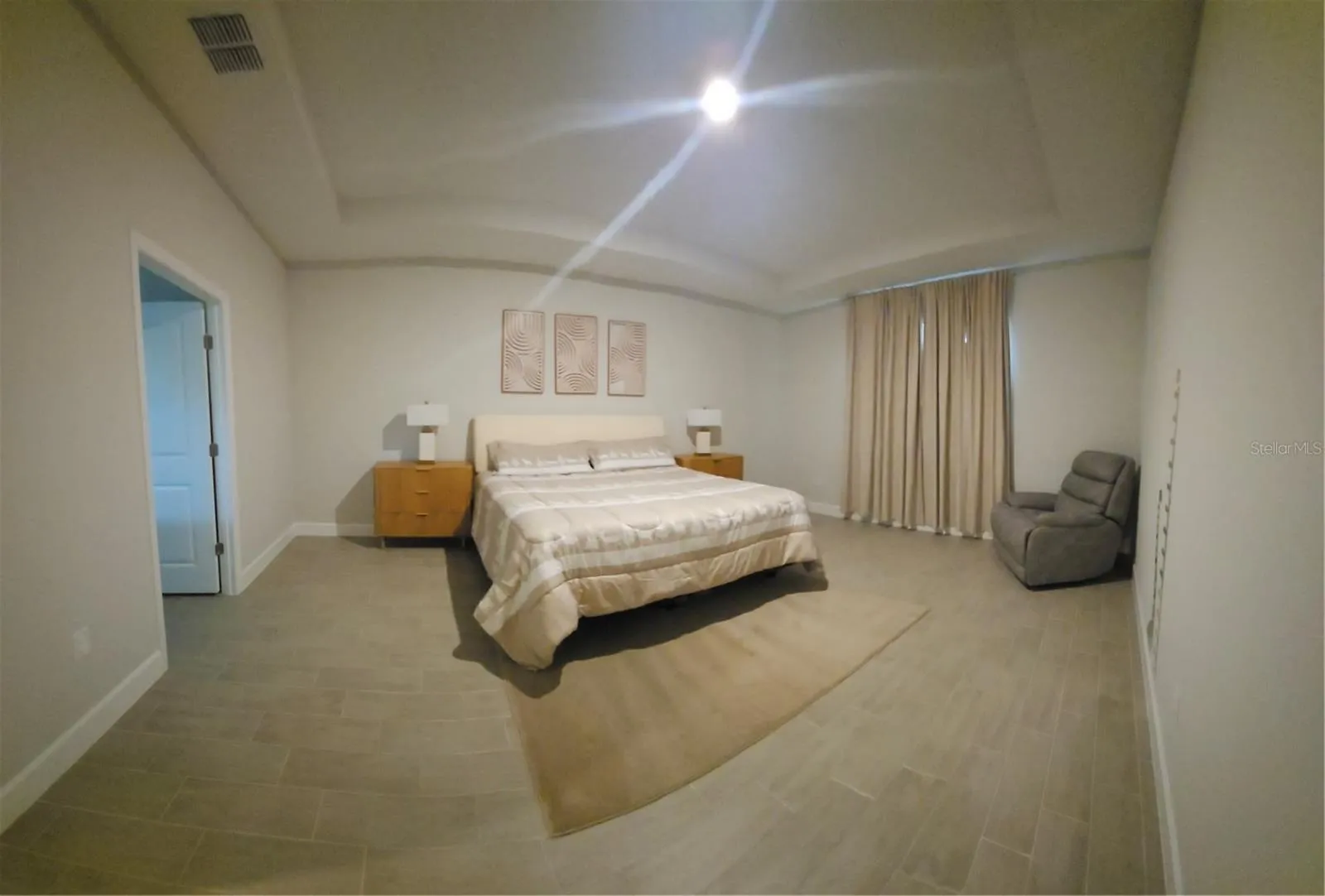 Main bedroom