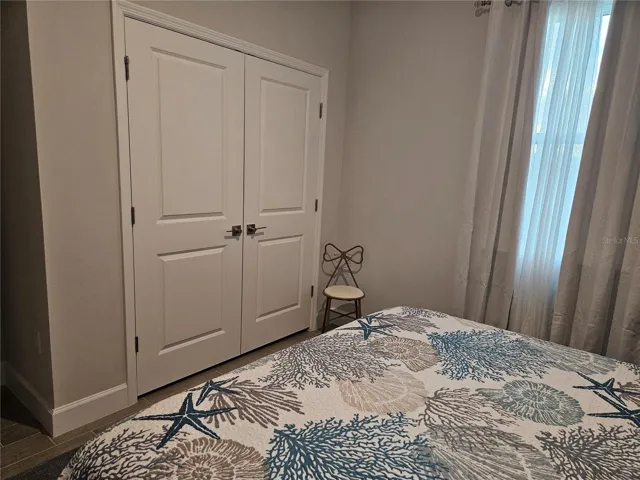 Closet in bedroom 2