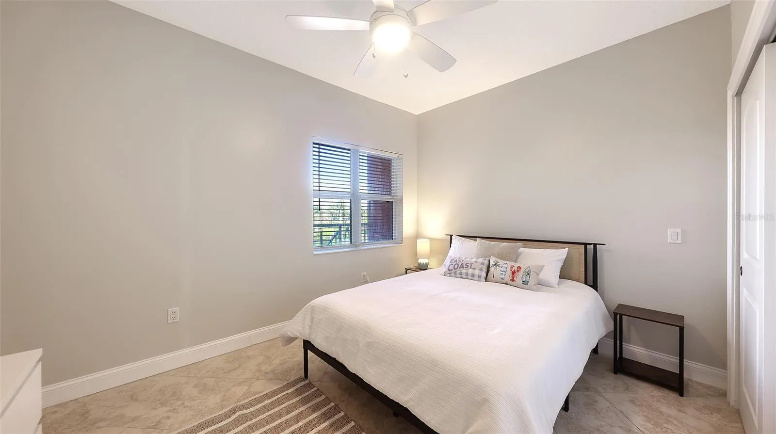 Guest bedroom