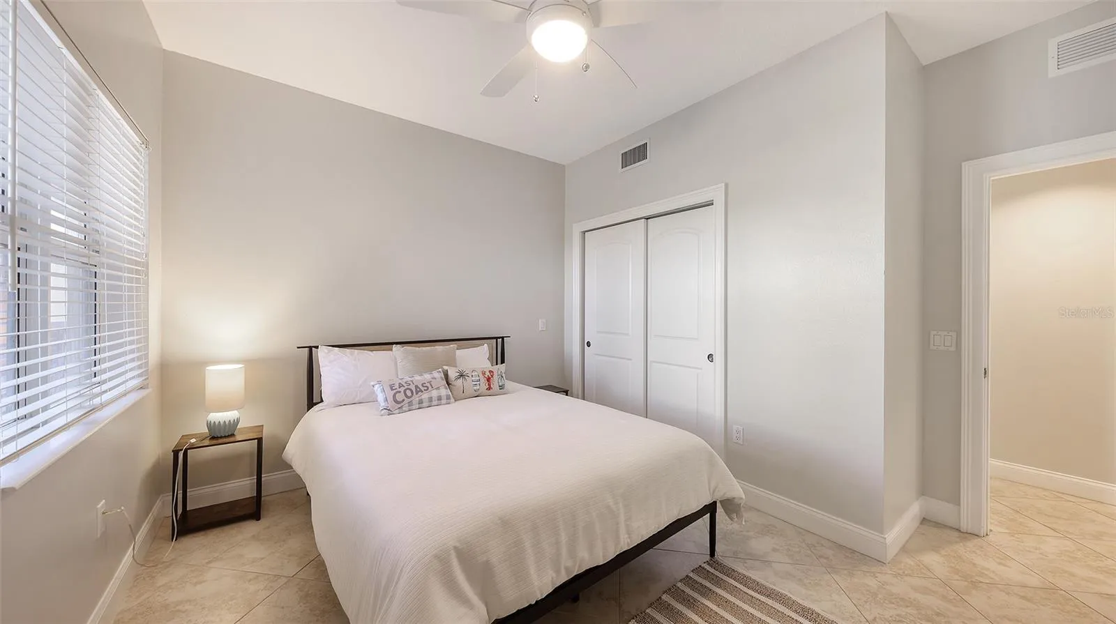 Guest bedroom