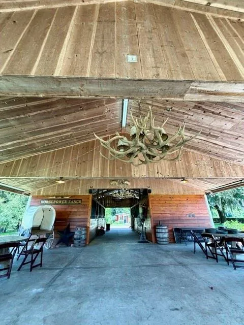 BARN &amp; EVENT SPACE
