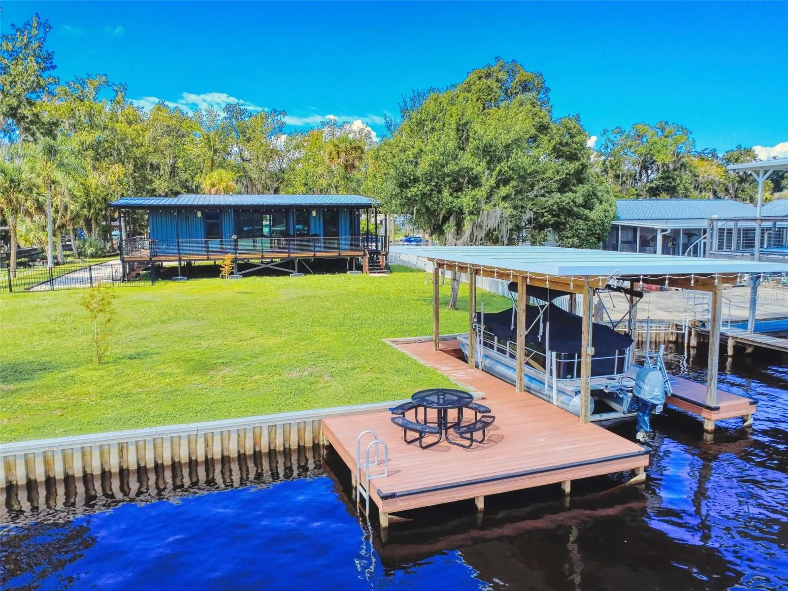 homes and dock, sea wall from riverview