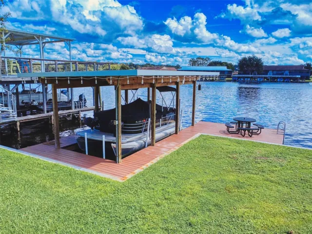 boathouse
