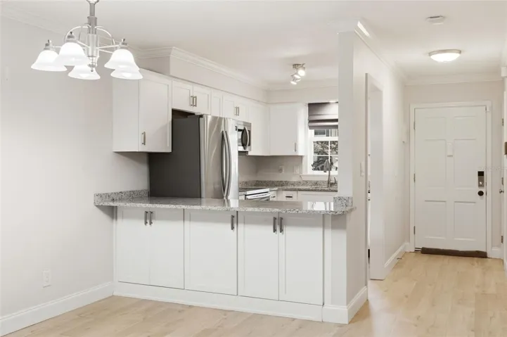 Dining/Kitchen