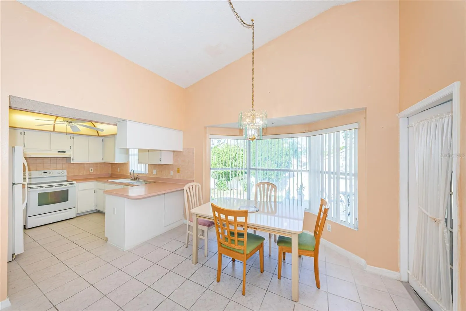 Light Bright Kitchen