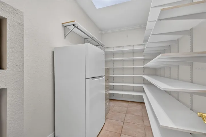 Extended Butler Pantry