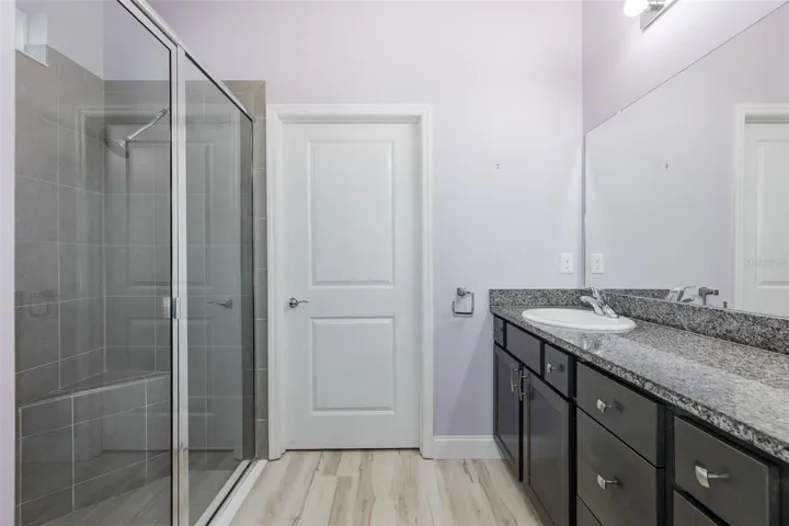 Primary suite attached bath