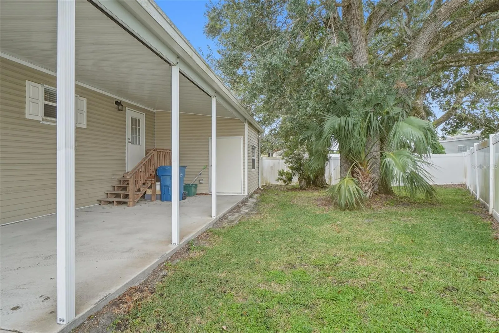 Side yard