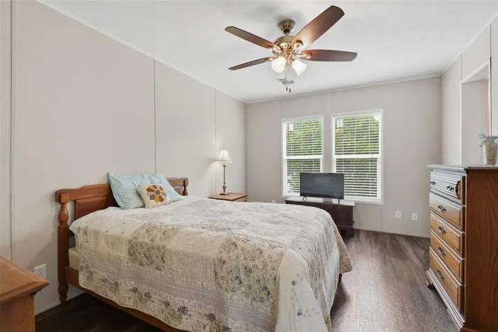 Primary suite