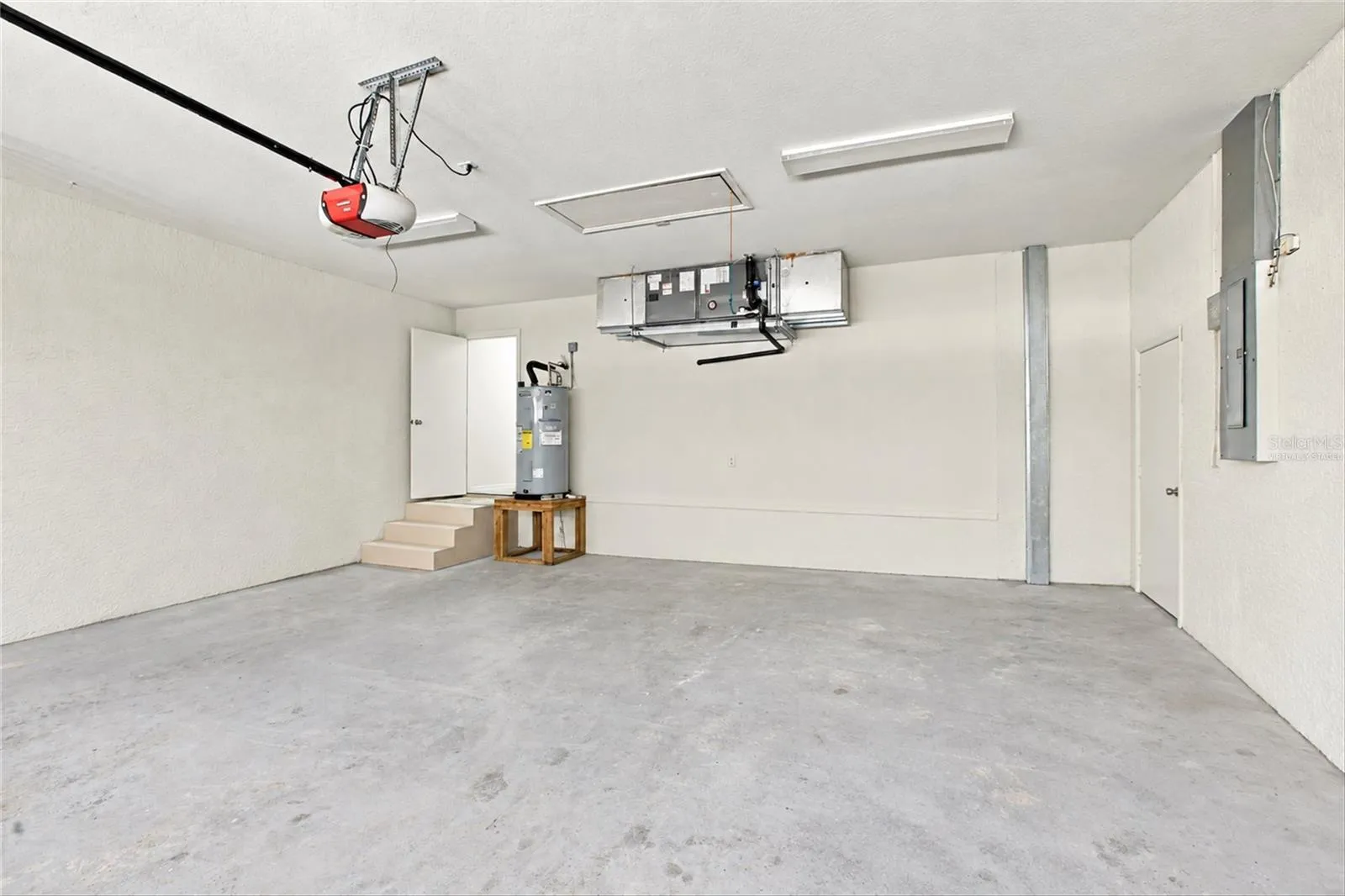 Virtually Staged Garage (contents digitally removed)