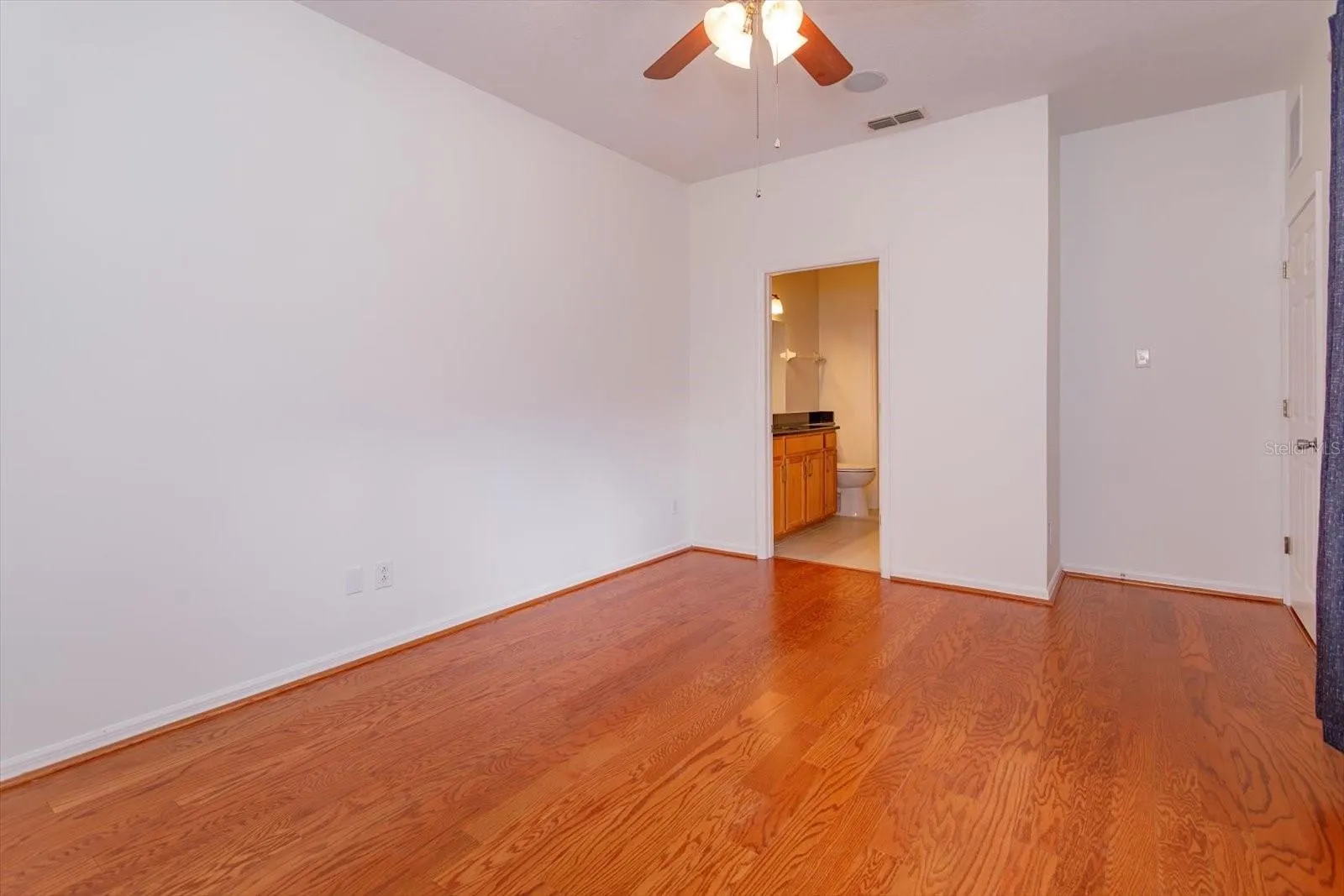 Primary Bedroom Main Floor