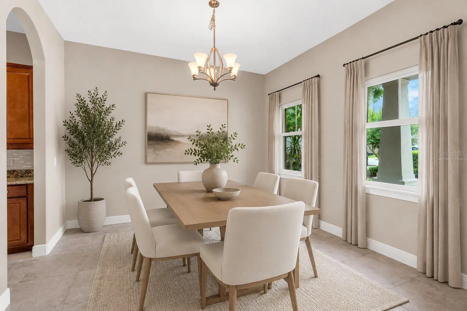 VIRTUALLY STAGED FORMAL DINING ROOM