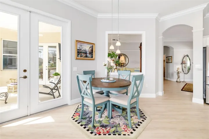 A dedicated eat in area off the kitchen.