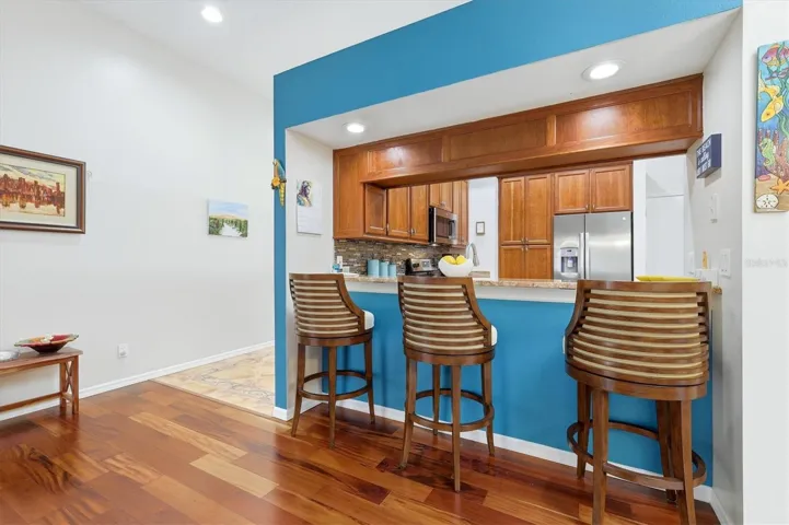 Breakfast Bar